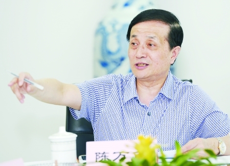 ȫ���˴�������������볣ί��ԭ�����f(xi��)����ϯ��f־